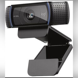 Logitech C920 HD Pro Webcam – 1080p USB Camera w/ Built-In Mic